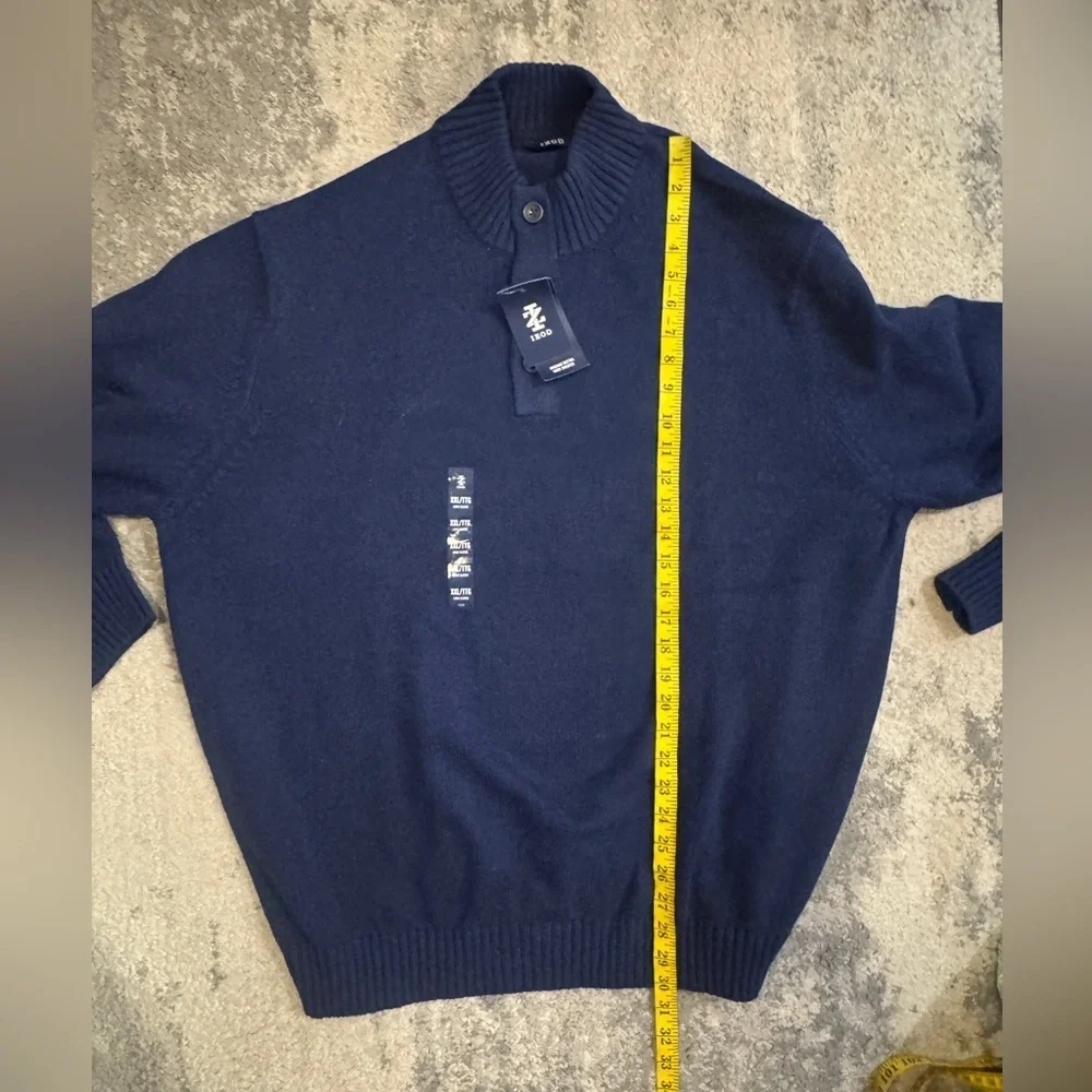Men's NWT IZOD Blue Sweater